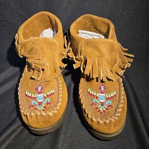 Minnetonka Brown Fringe Ankle Boots with Beaded Design